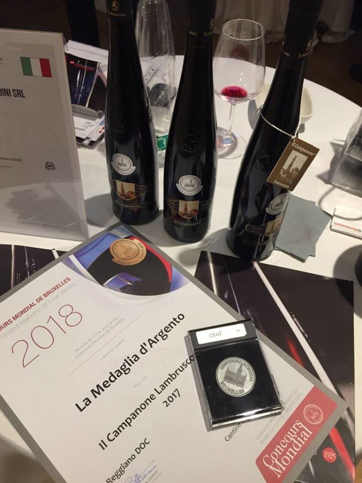 Consegna medaglia d'argento al Concours Mondial de Bruxelles 2018 - Lombardini Vini