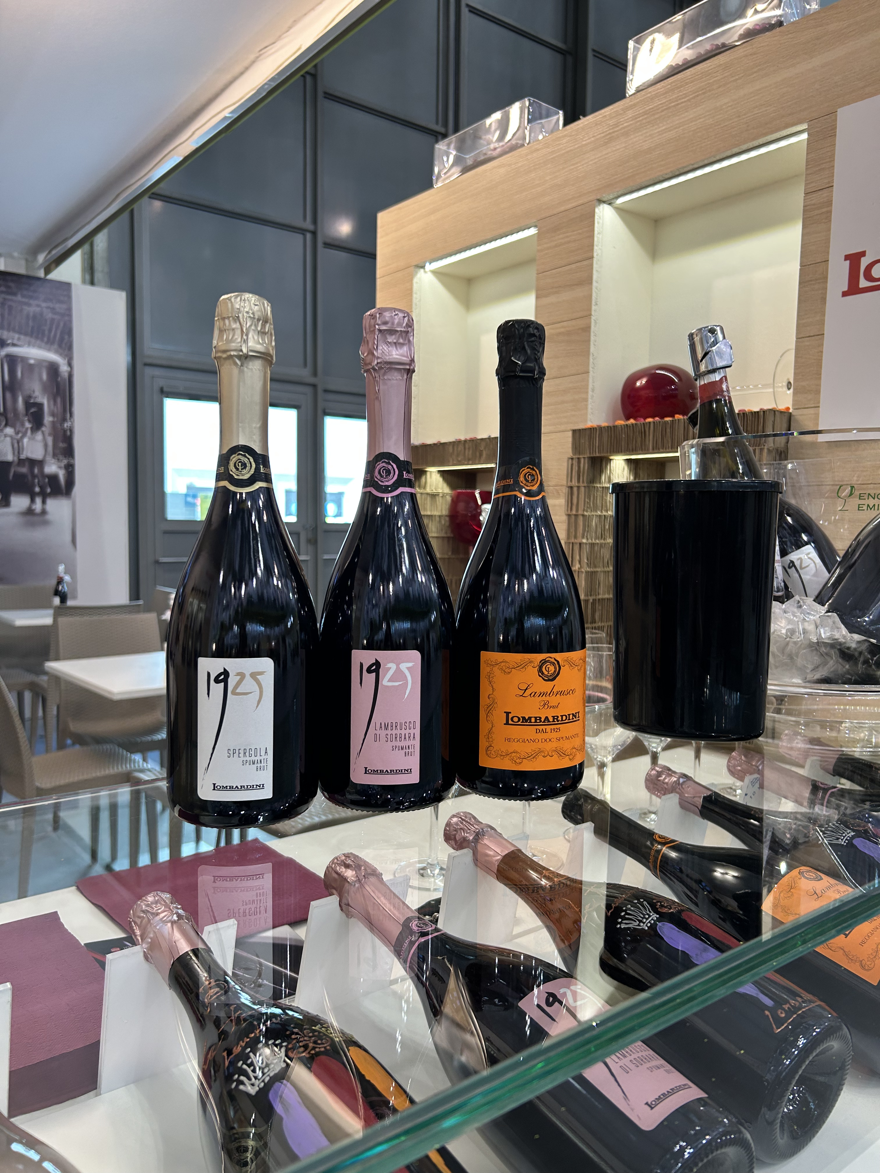 Vinitaly 2023 - Lombardini Vini Vinitaly 2023 - Lombardini Vini